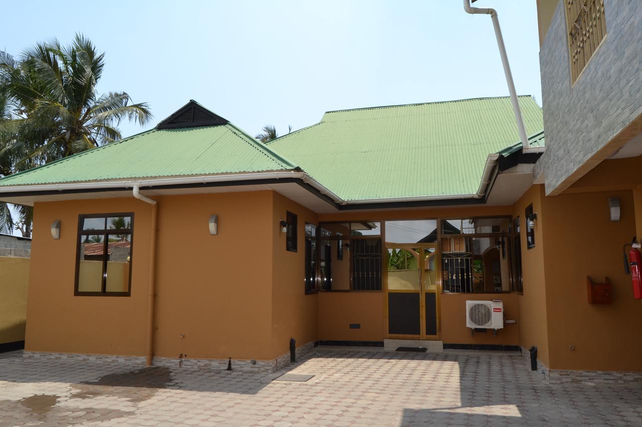 Barcelona Lodge Bagamoyo Kültér fotó